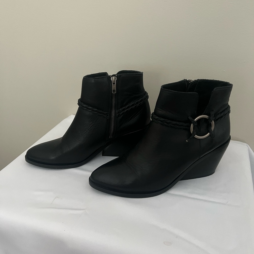 FRYE Ankle Boots